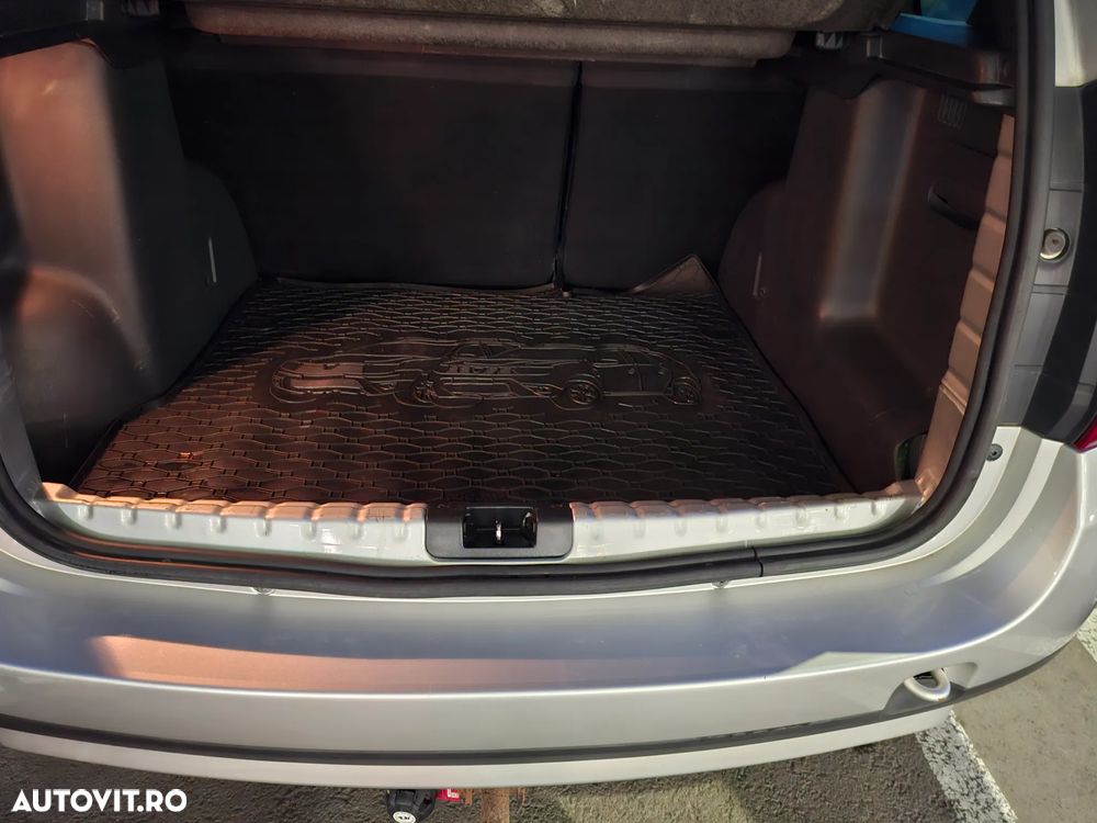 Dacia Duster 1.6 16V 105 4x2 Prestige - 7