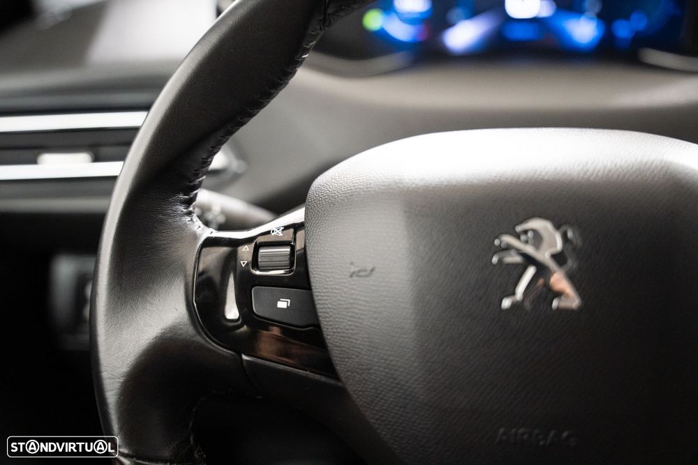 Peugeot 308 1.2 PureTech Style - 18