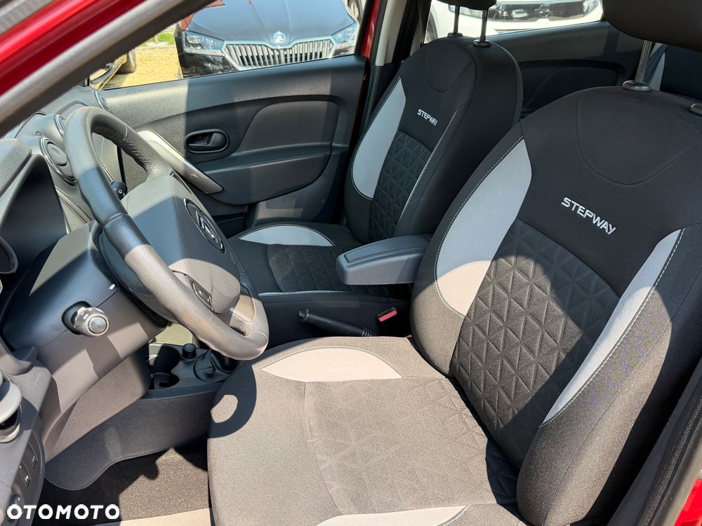 Dacia Sandero 0.9 TCe Laureate - 13