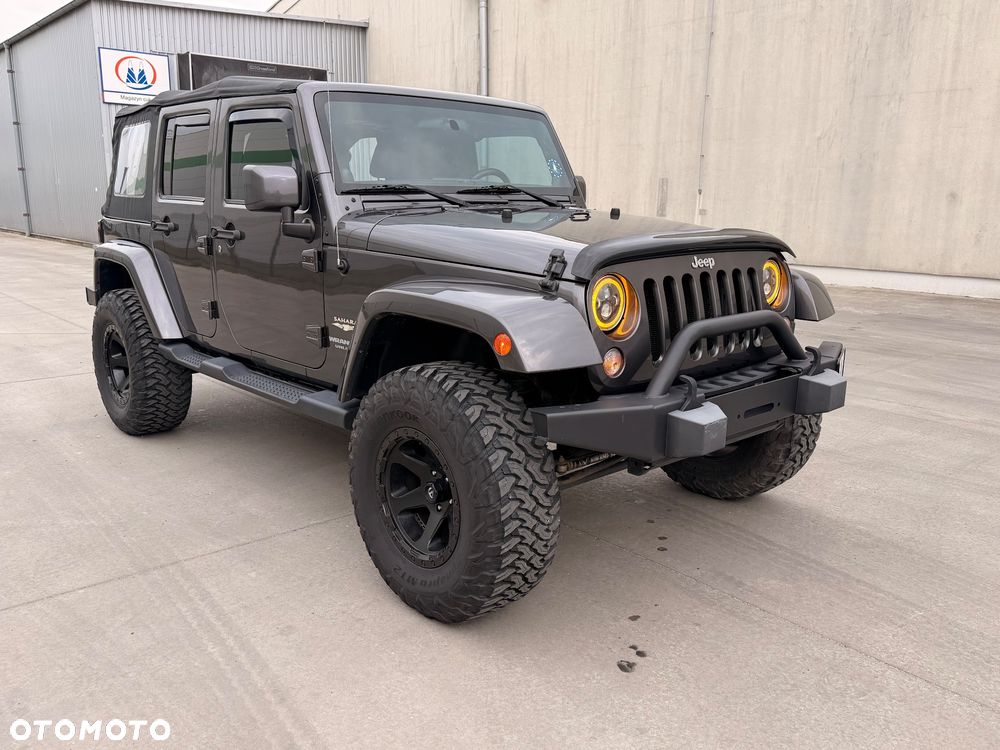 Jeep Wrangler - 10