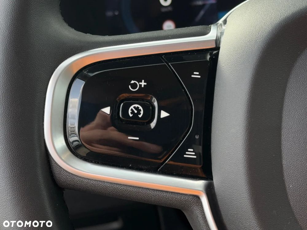 Volvo V90 Cross Country B5 D AWD Ultimate - 18