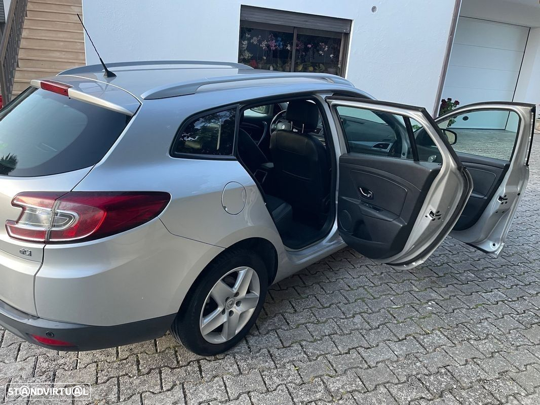 Renault Mégane Sport Tourer 1.5 dCi Confort SS - 10