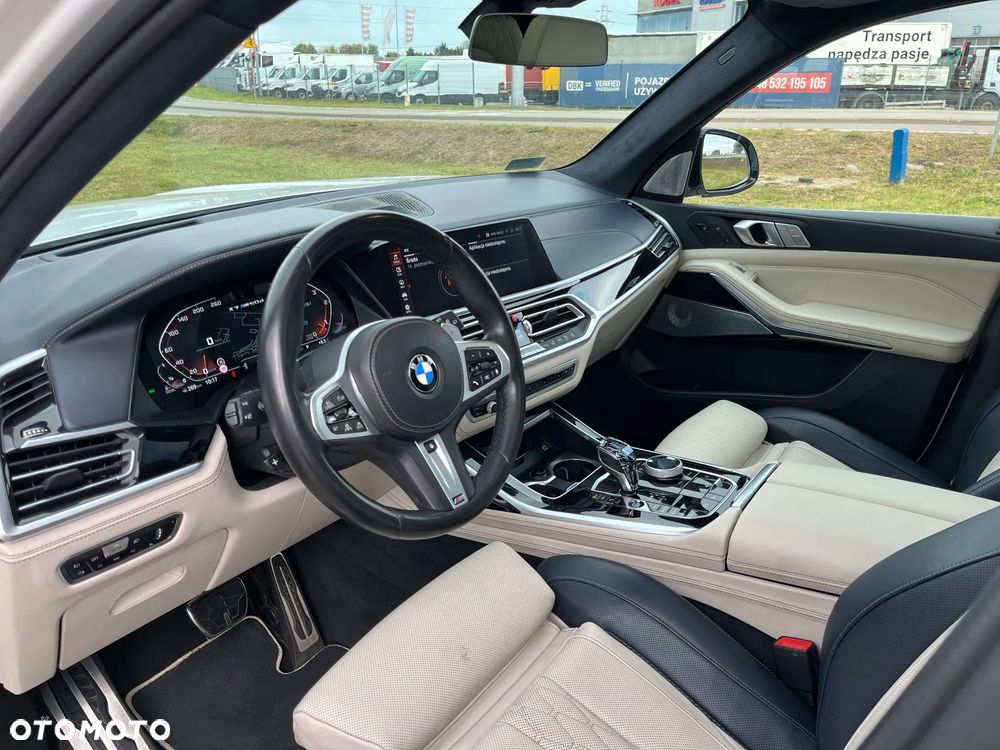 BMW X7 2020