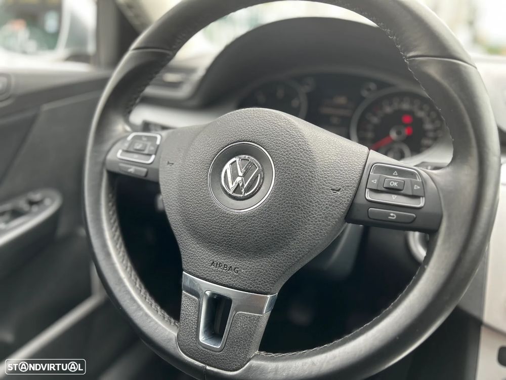 VW Passat 2.0 TDI Trendline Pack - 15