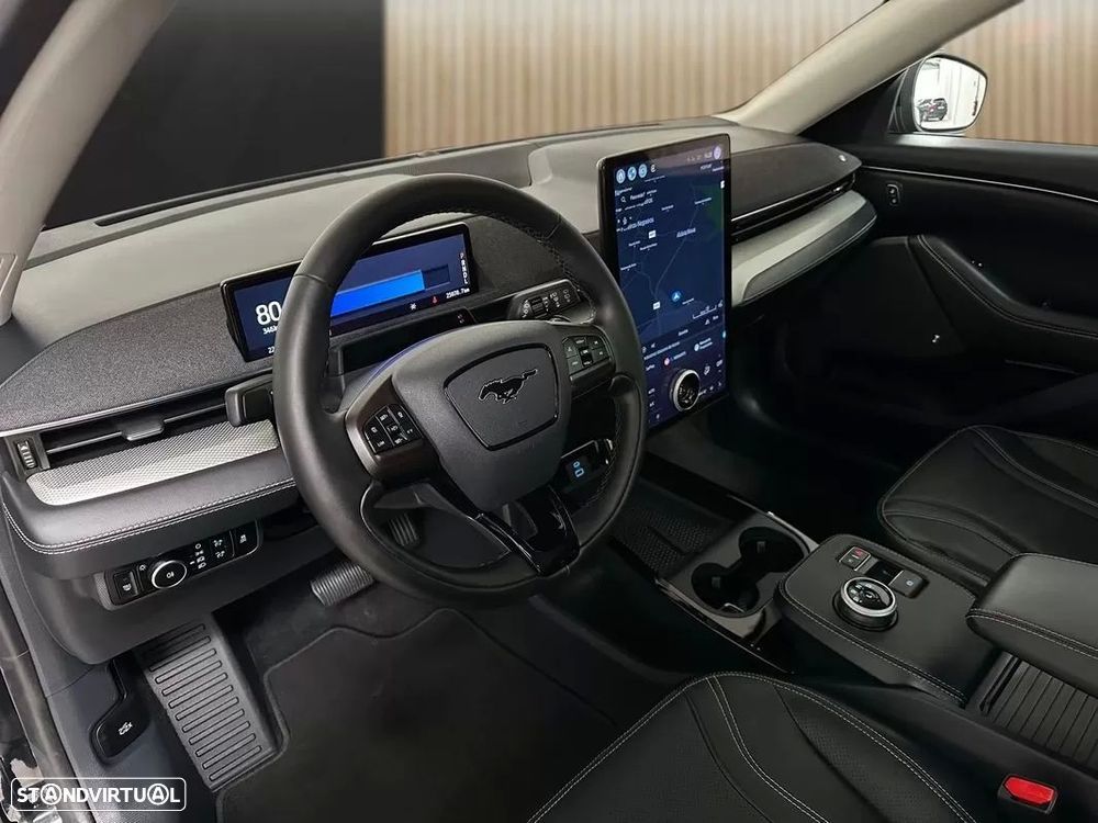 Ford Mustang Mach-E - 7