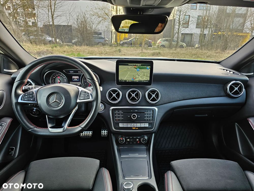 Mercedes-Benz GLA 200 7G-DCT AMG Line - 21