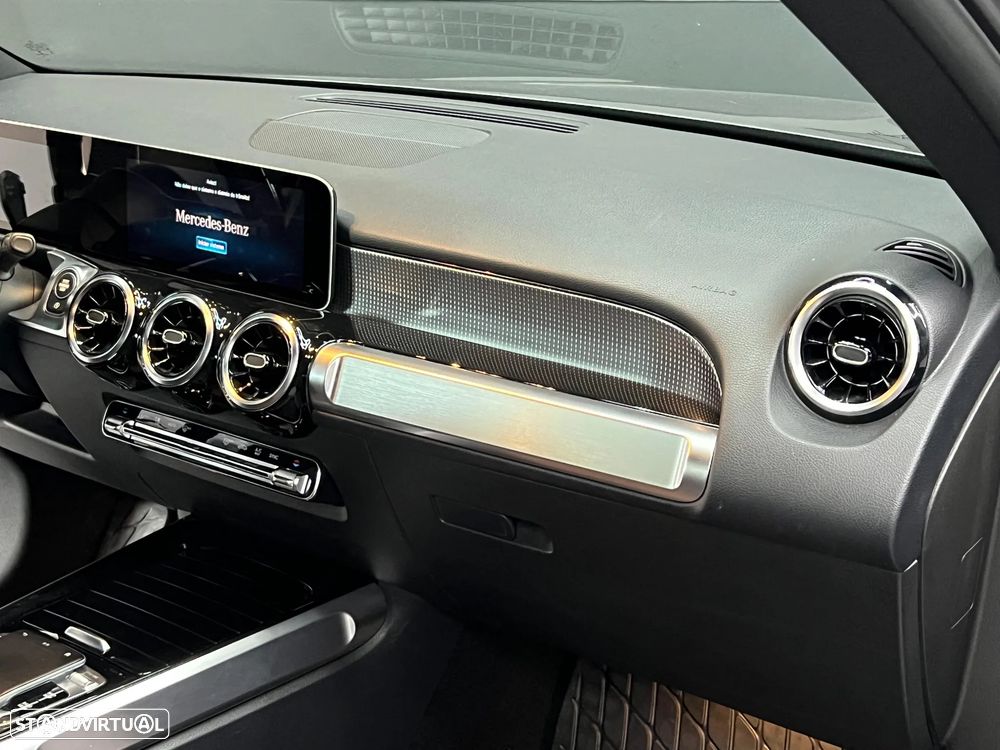 Mercedes-Benz GLB 180 d Progressive - 13