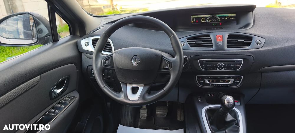 Renault Scenic TCe 130 Dynamique - 15