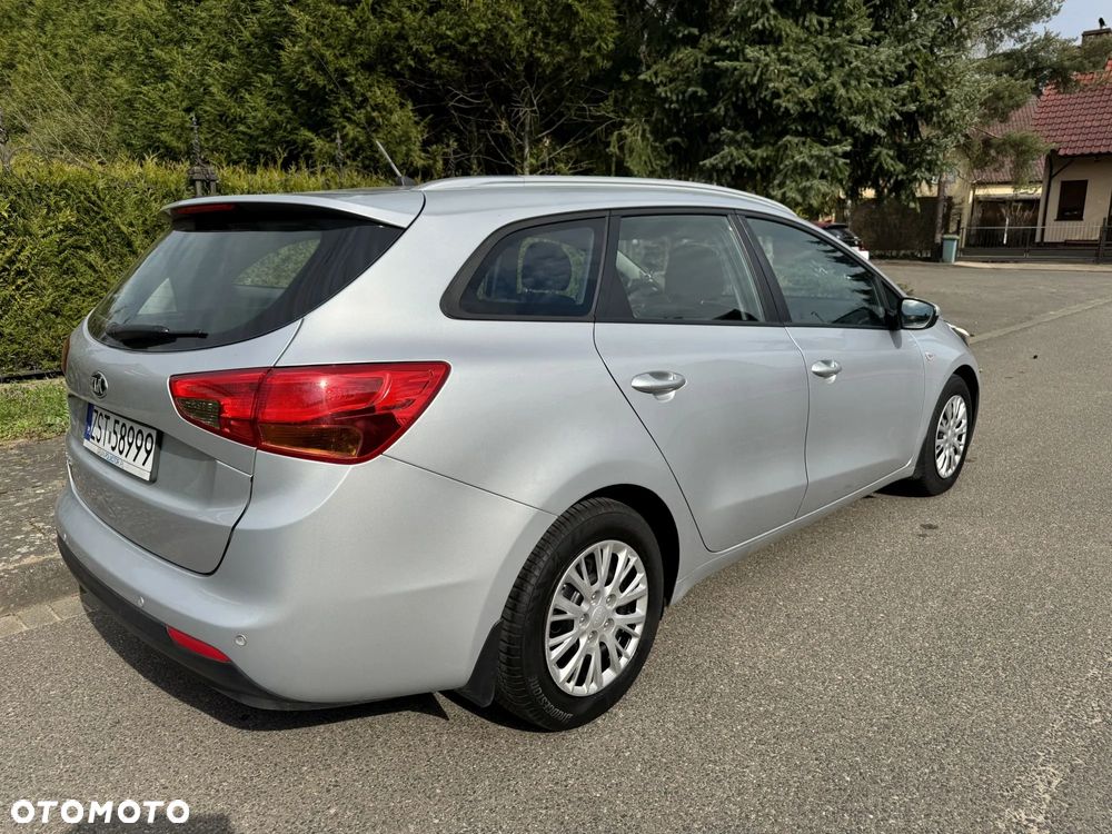 Kia Ceed 1.6 GDI M DCT - 8