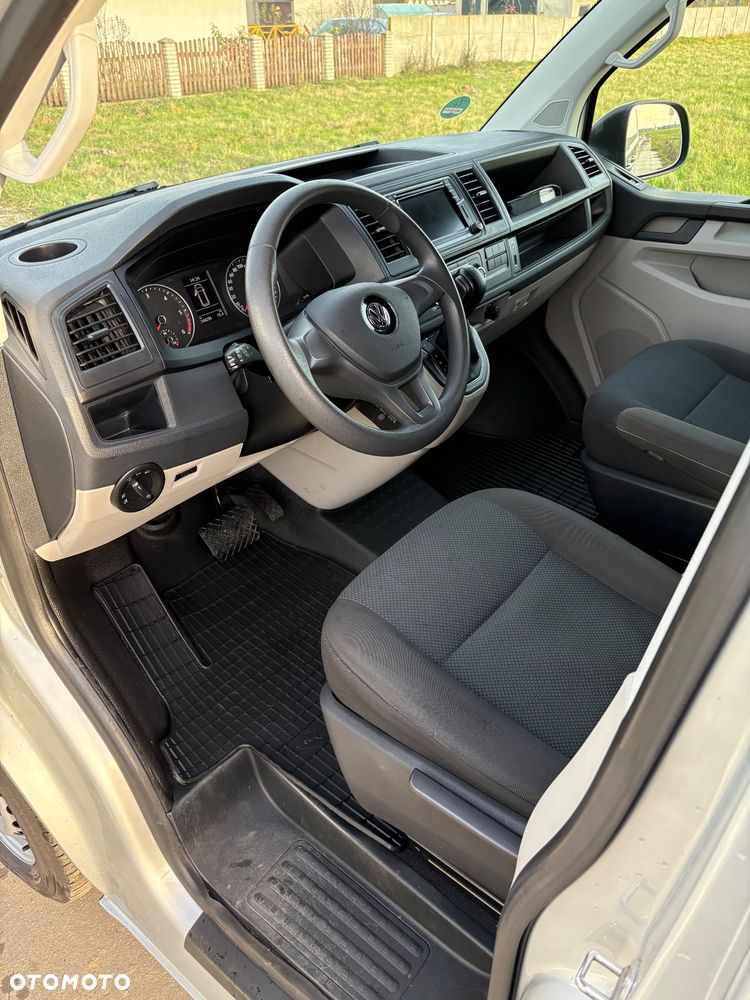 Volkswagen Transporter T6 - 13