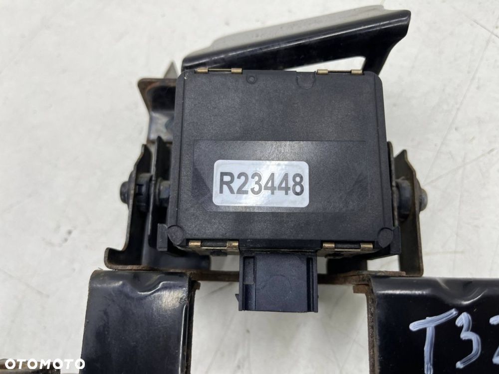 Radar Nissan X-Trail III T32 Rogue 13-21r. sensor czujnik zmiany pasa distronic kosz mocowanie - 7