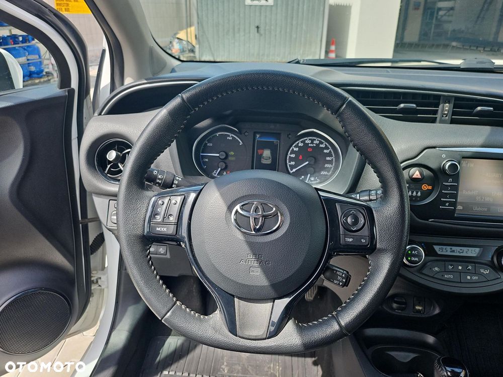 Toyota Yaris - 20