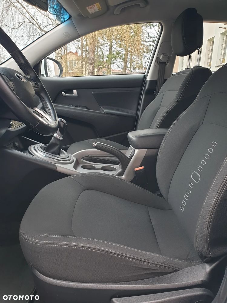 Kia Sportage 1.6 GDI Business Line L 2WD - 23