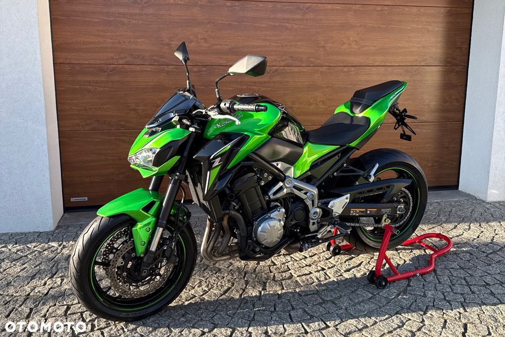 Kawasaki Z 900 - 16