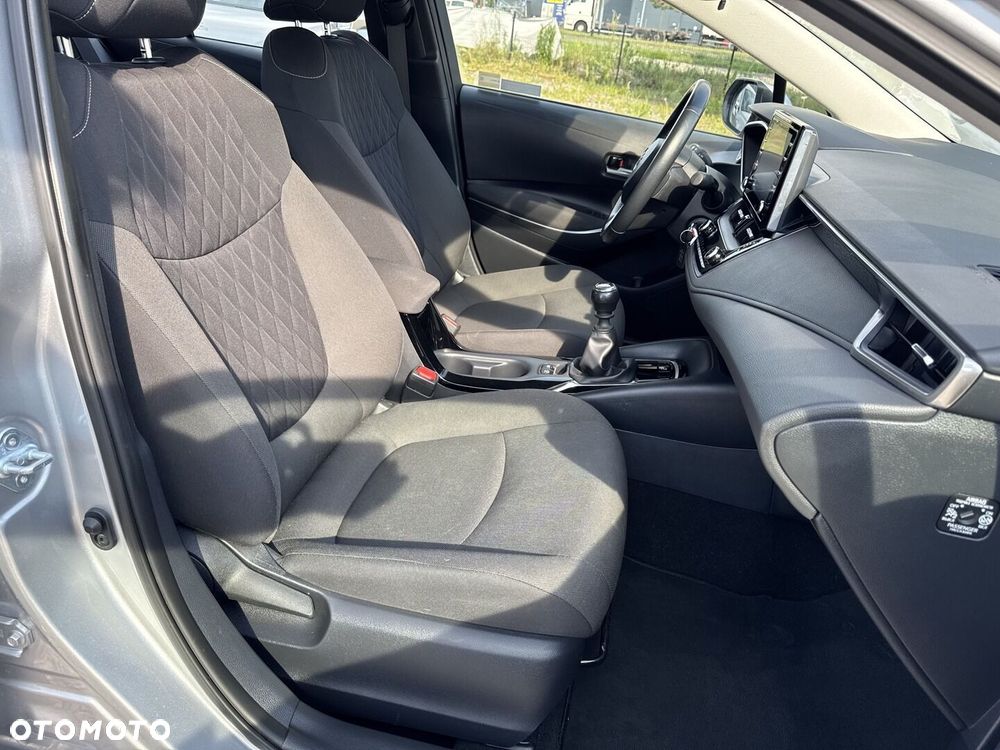 Toyota Corolla - 11