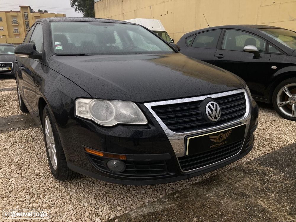VW Passat 2.0 TDI Trendline Pack - 3