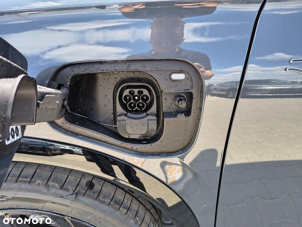 Volkswagen Tiguan - 15