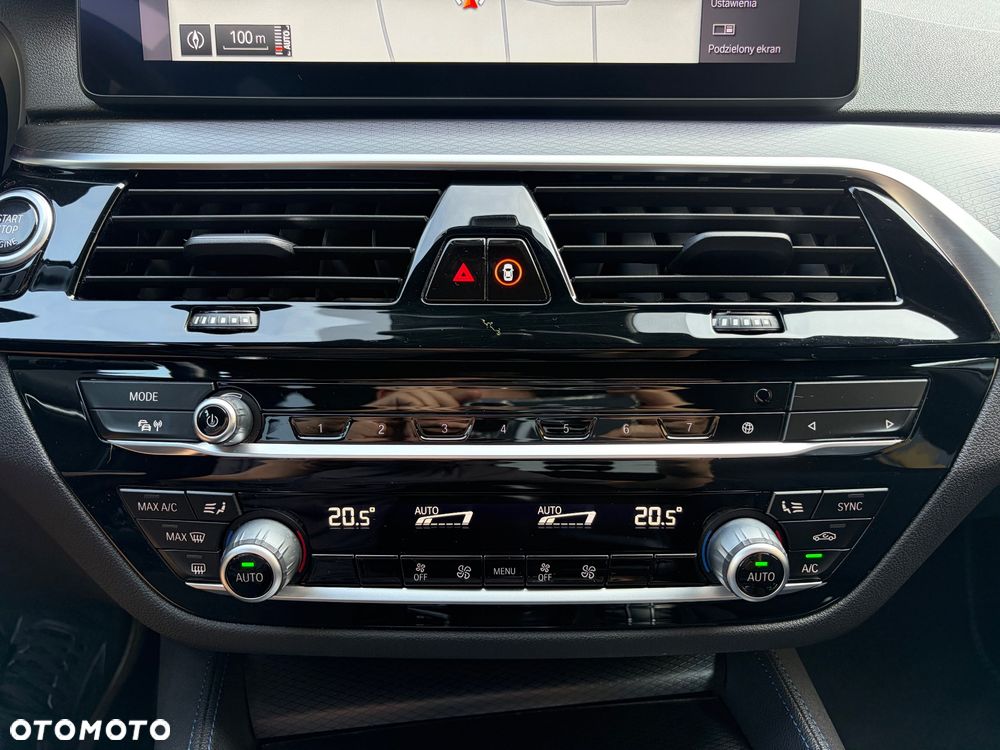 BMW Seria 5 520d M Sport sport - 30