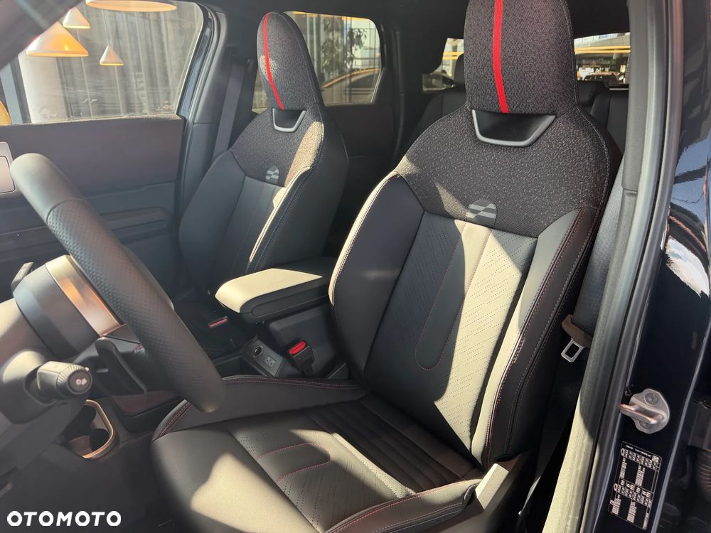 MINI Countryman C John Cooper Works Trim - 12