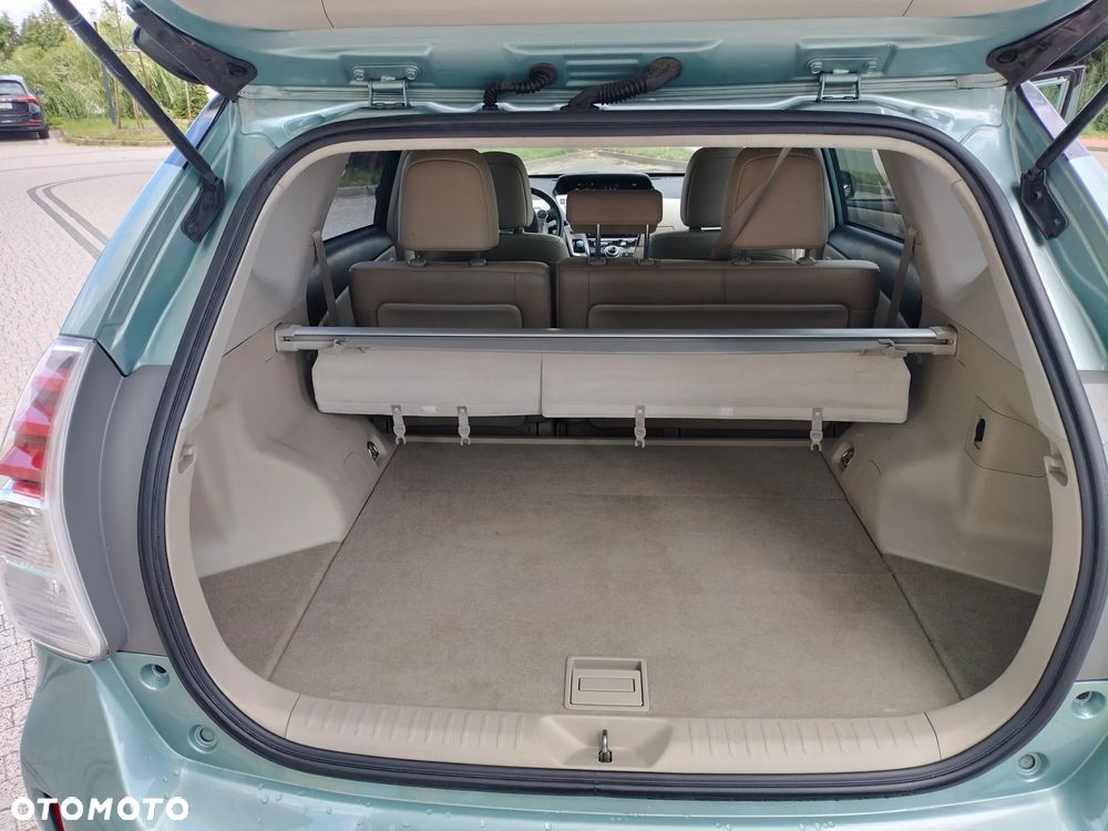 Toyota Prius 1.8 Hybrid Premium - 3