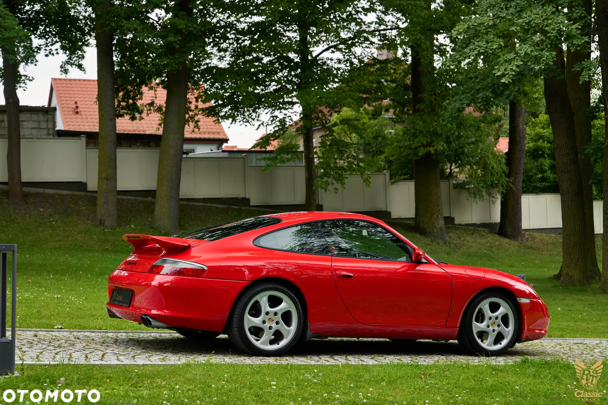 Porsche 911 Carrera - 22