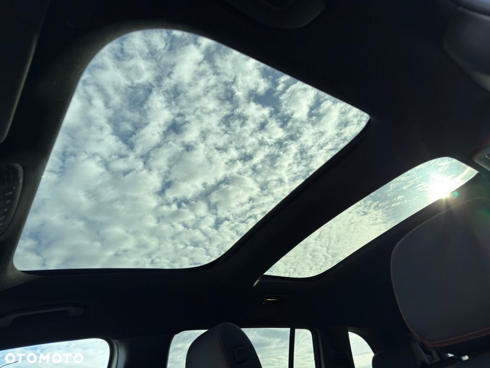 Mercedes-Benz GLB 200 AMG Line 7G-DCT - 24