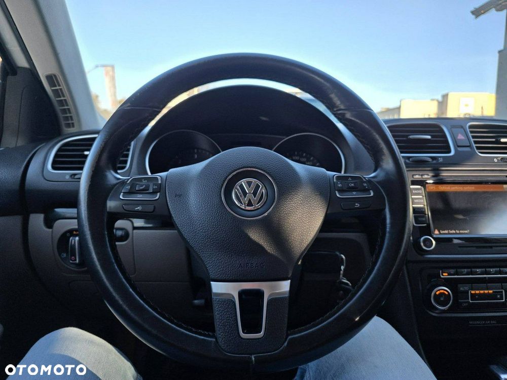 Volkswagen Golf 2.0 TDI DPF DSG Tour Edition - 8