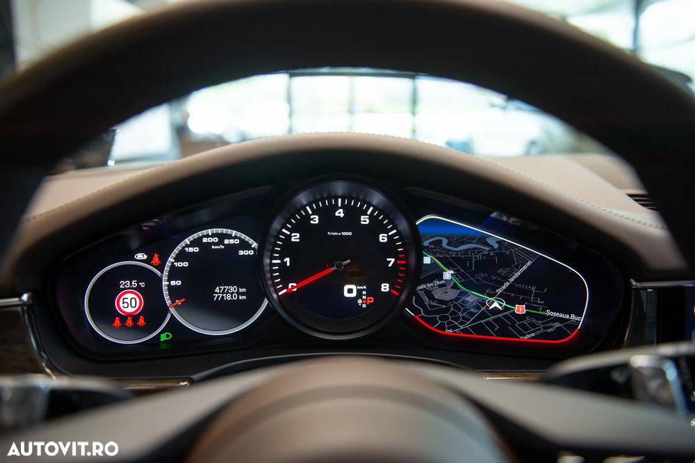 Porsche Panamera 4 E-Hybrid Executive - 21