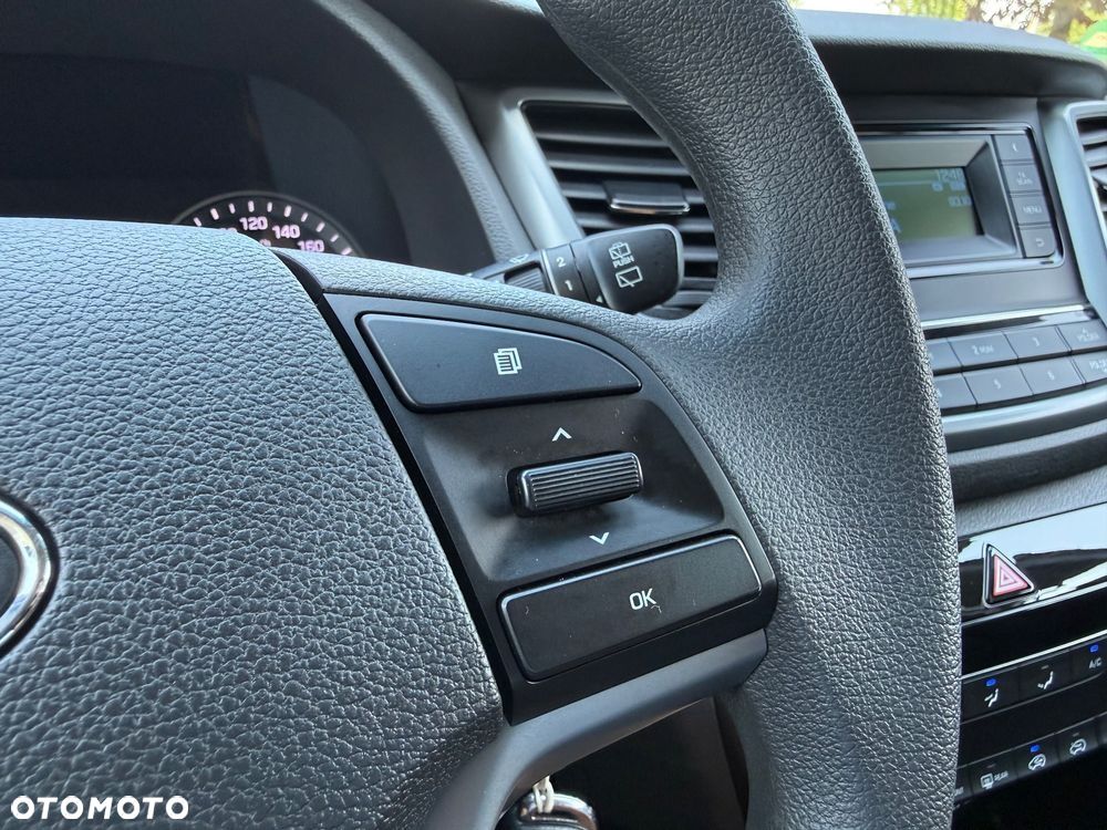 Hyundai Tucson 1.6 GDI BlueDrive Comfort 2WD - 21