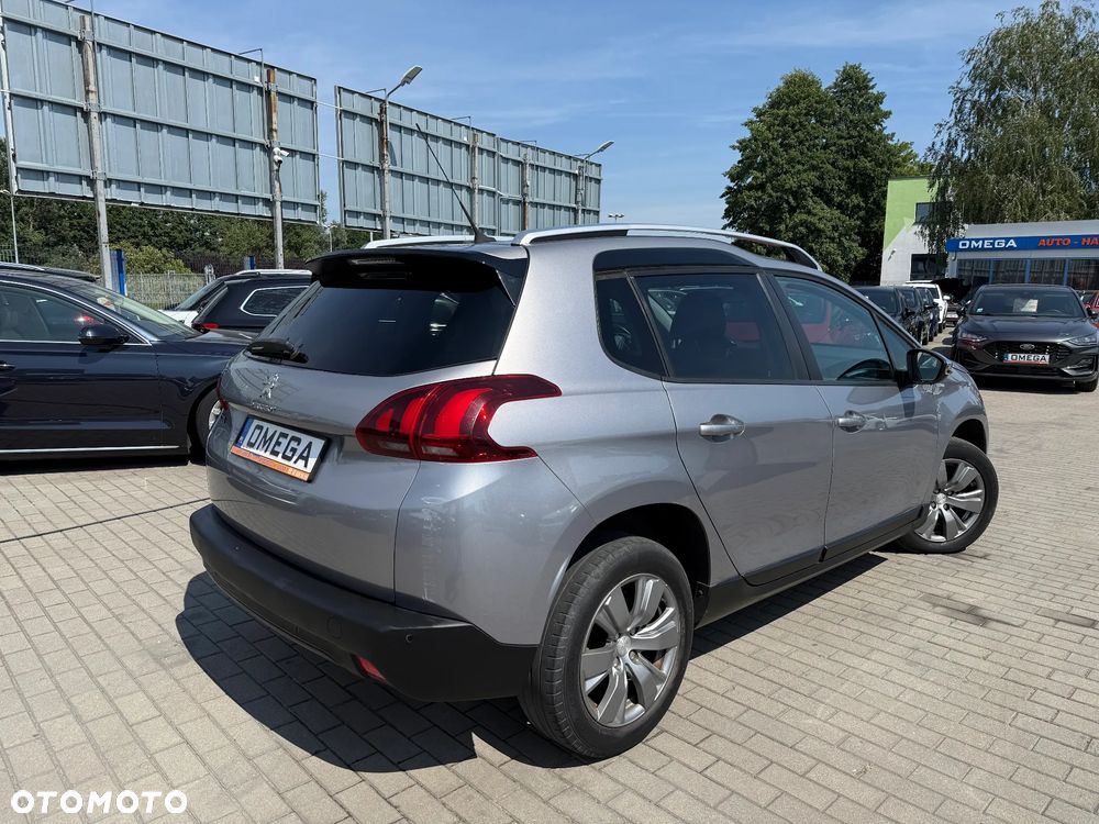 Peugeot 2008 1.2 Pure Tech Style - 4