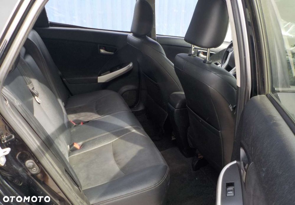 Toyota Prius - 16