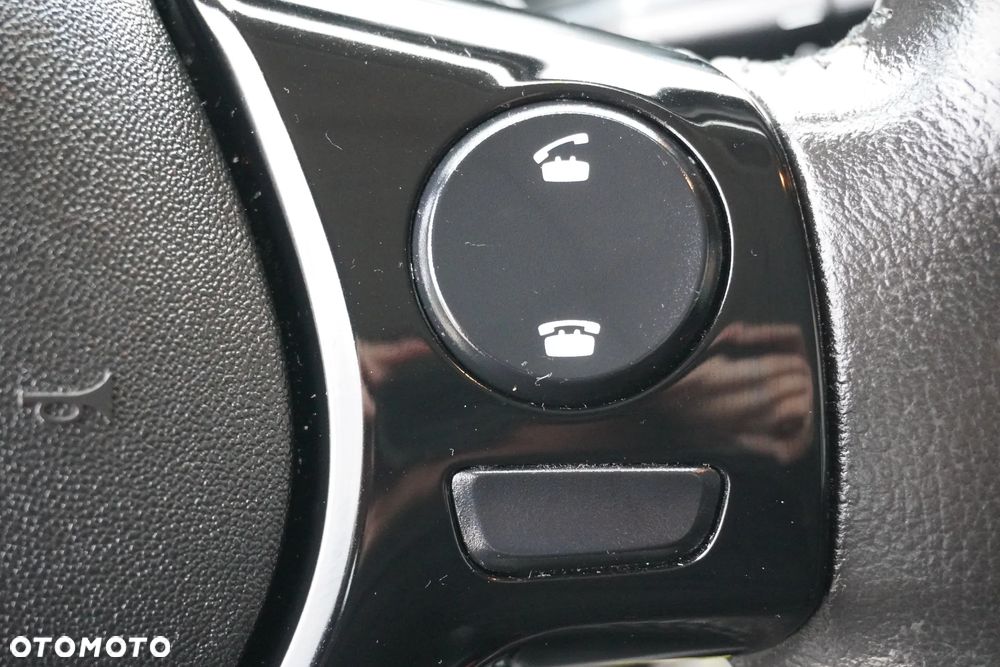 Peugeot 108 VTI 72 ETG5 Top Allure - 29