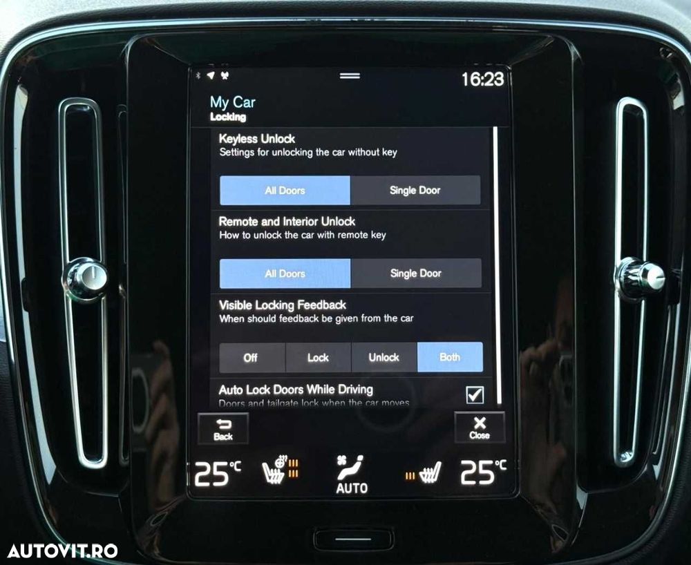 Volvo XC 40 Recharge T5 Twin Engine AT7 Inscription - 38