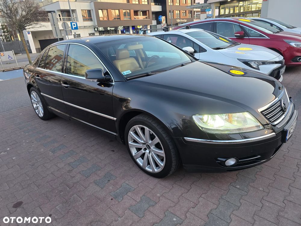 Volkswagen Phaeton - 2