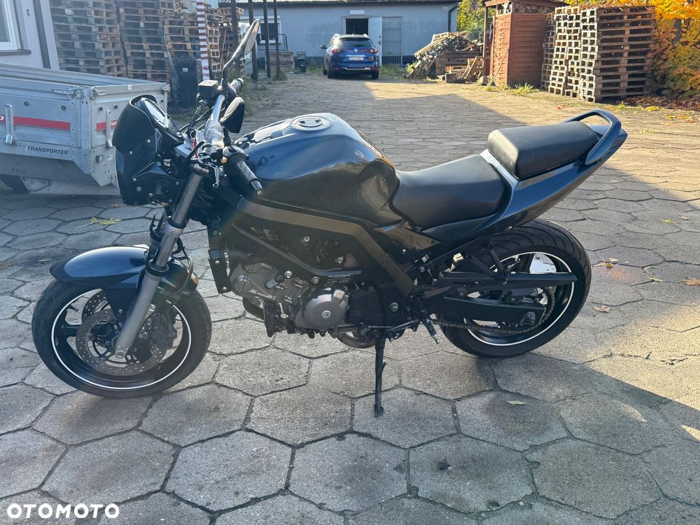 Suzuki SV - 16