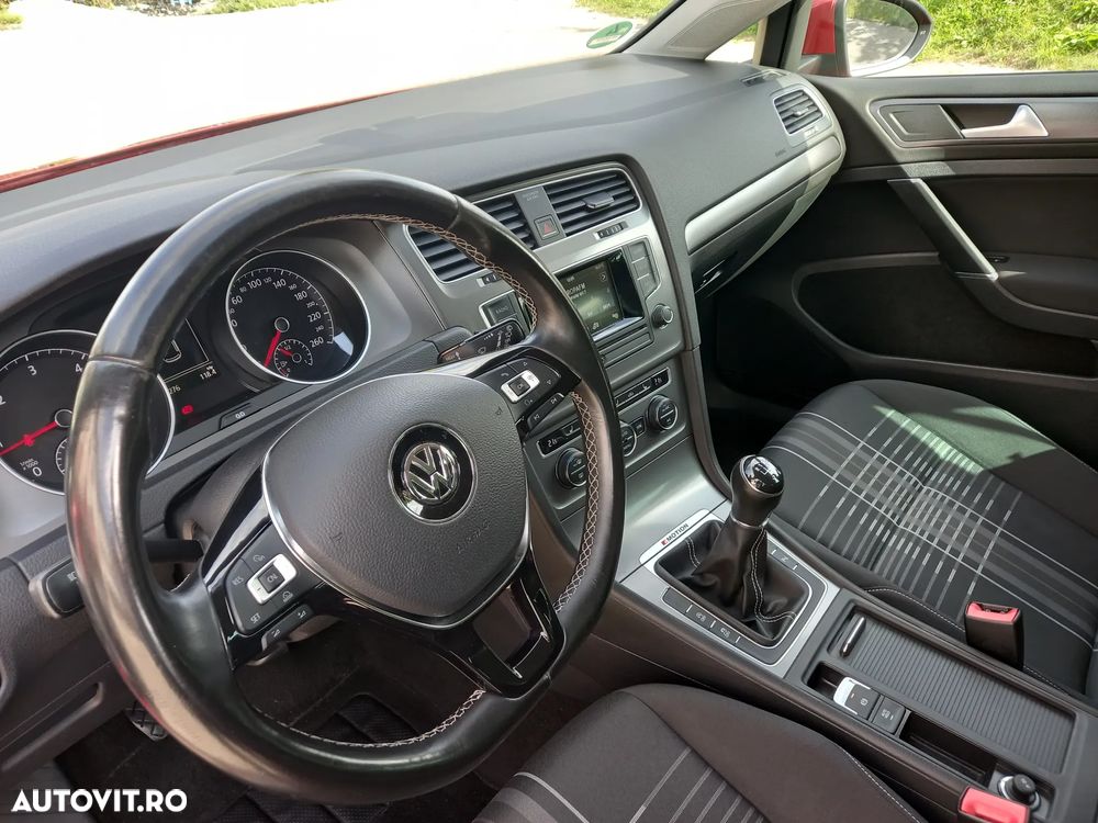 Volkswagen Golf 2.0 TDI 4Motion BlueMotion Technology Lounge - 11