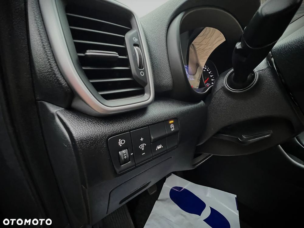 Kia Sportage 1.6 GDI Black Edition 2WD - 29