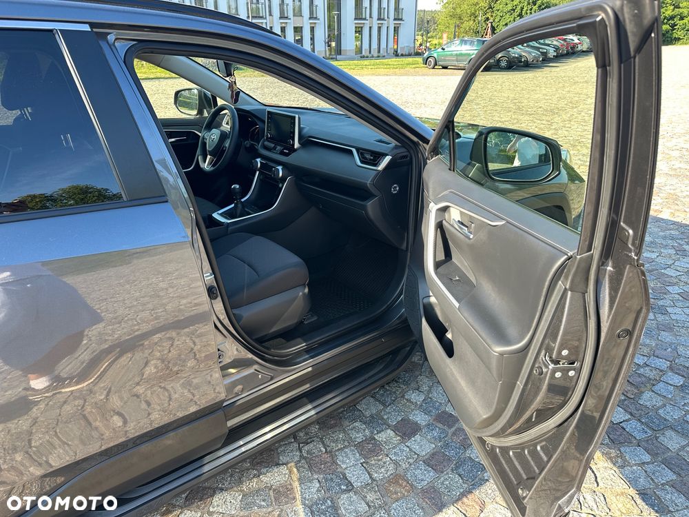 Toyota RAV4 - 30