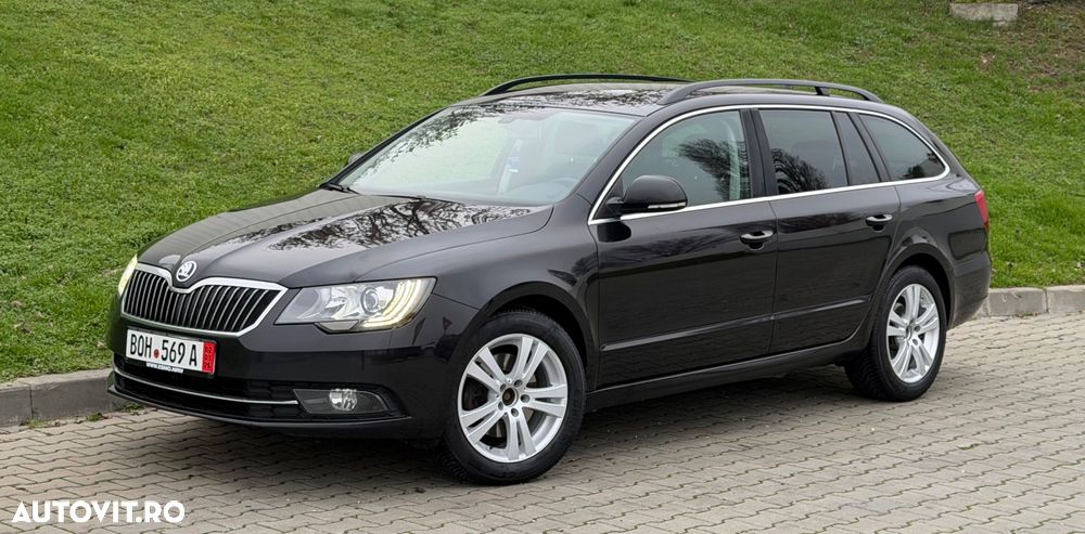 Skoda Superb Combi 2.0 TDI Green tec Elegance - 1