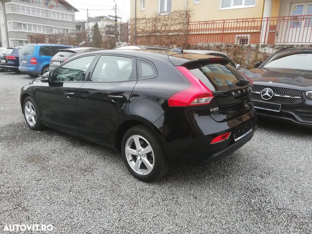 Volvo V40 T2 Geartronic Kinetic - 5