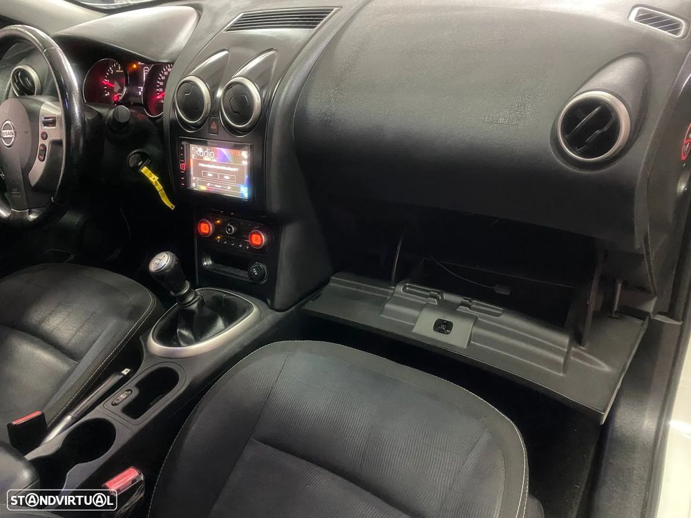 Nissan Qashqai 1.5 dCi ECO Acenta+N.Connect - 14