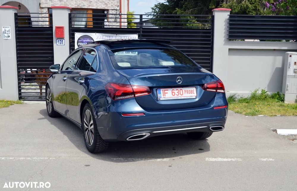 Mercedes-Benz A 180 Sedan 7G-DCT Lim. Special Edition - 33