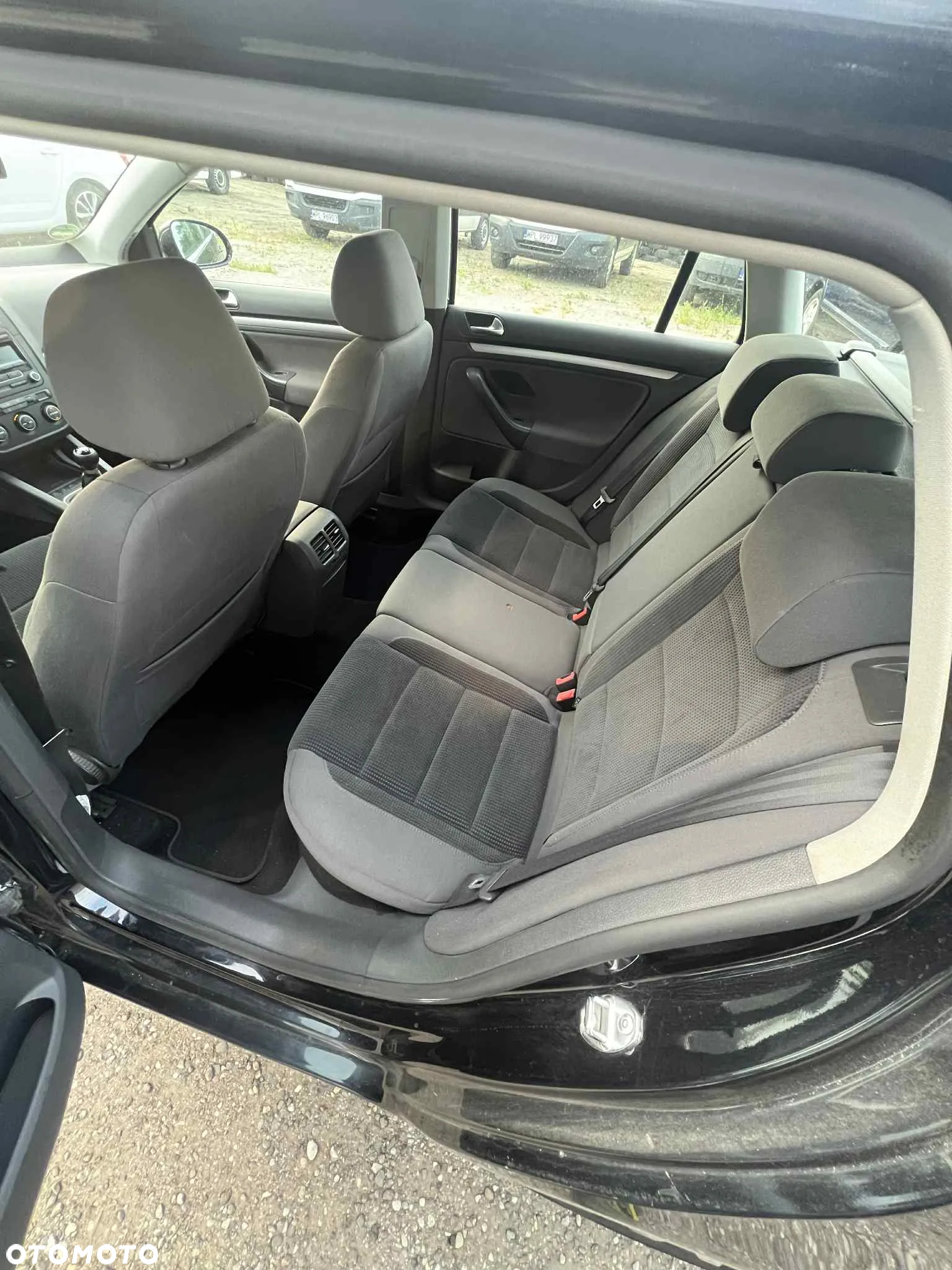 Volkswagen Golf - 9