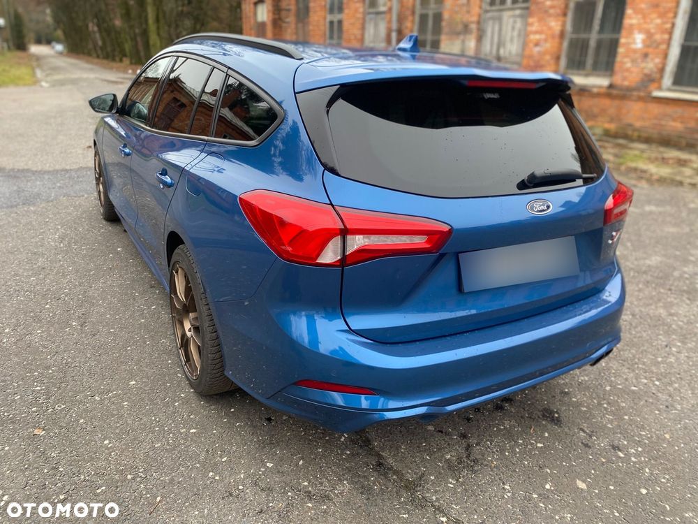 Ford Focus 2.0 EcoBlue ST - 10