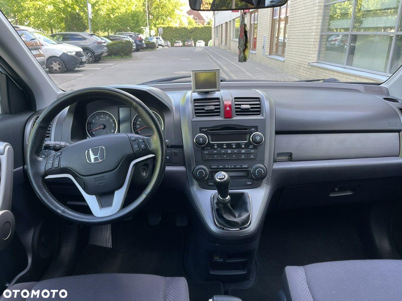 Honda CR-V - 24