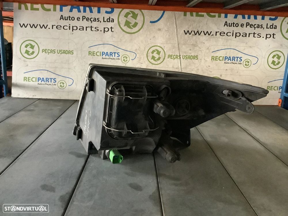 Ótica esquerda Ford Transit 2006 - 2