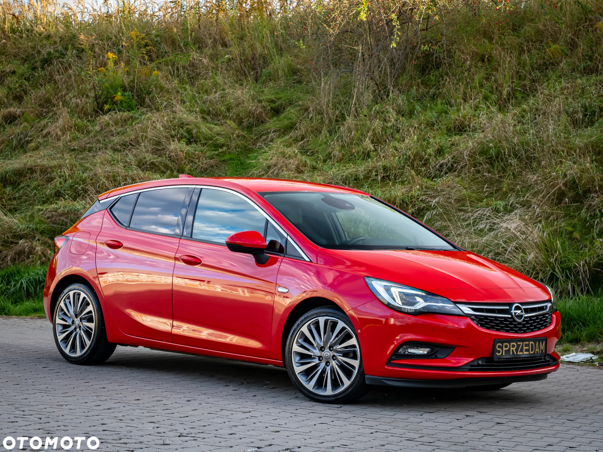 Opel Astra IV 1.6 CDTI Essentia - 4