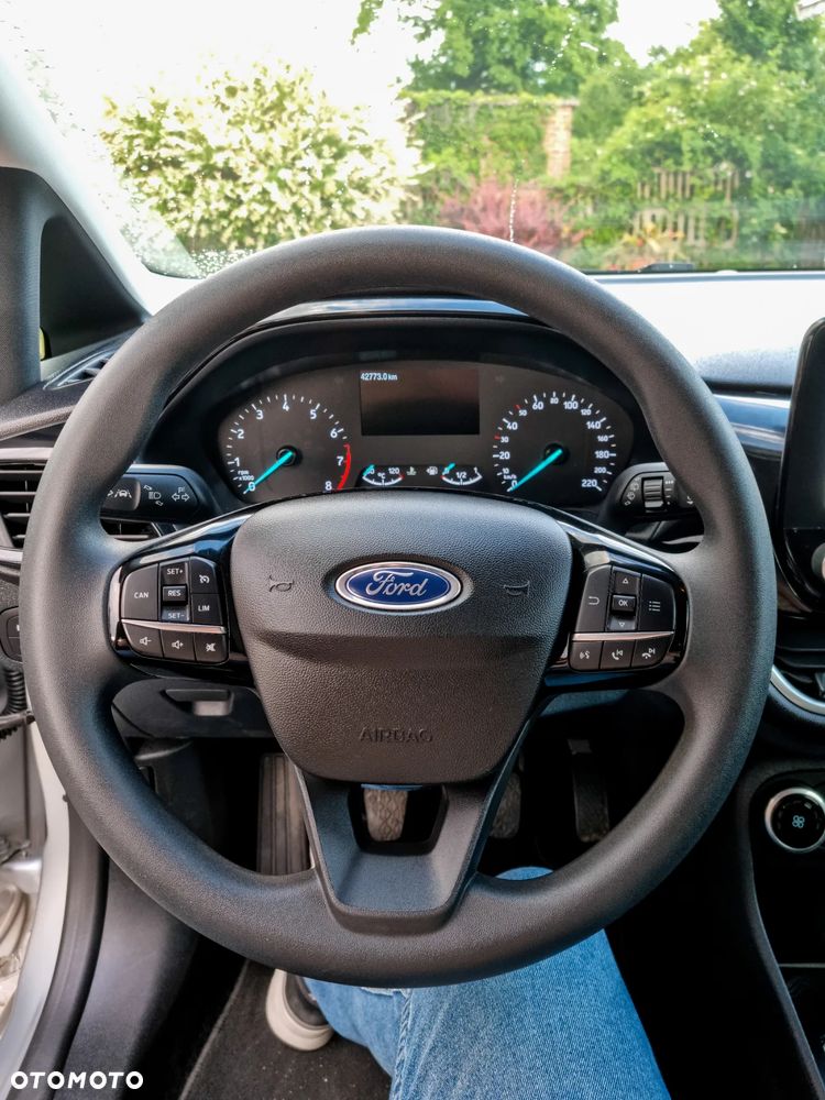 Ford Fiesta 1.1 S&S TREND - 10