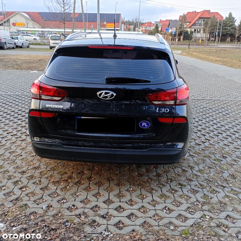 Hyundai i30 1.6 D GET - 4