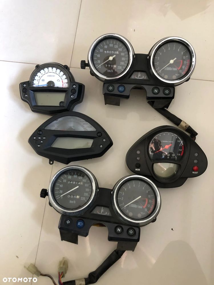 Kawasaki ER5 ER6 Z650 licznik zegar  uszkodzony  ER